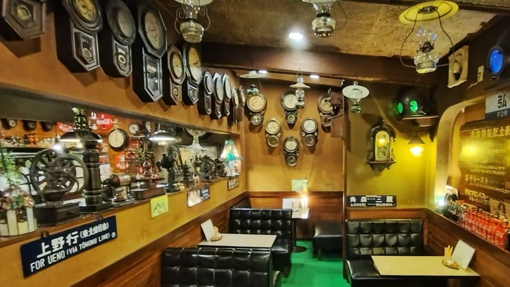 喫茶マロン-店内