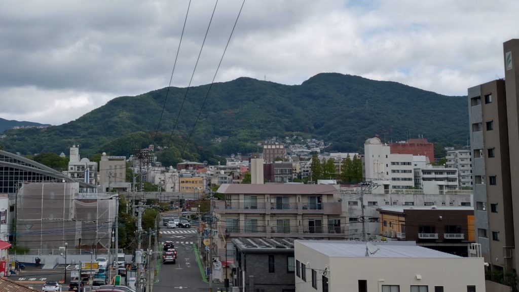 旧城山国民学校校舎-景色