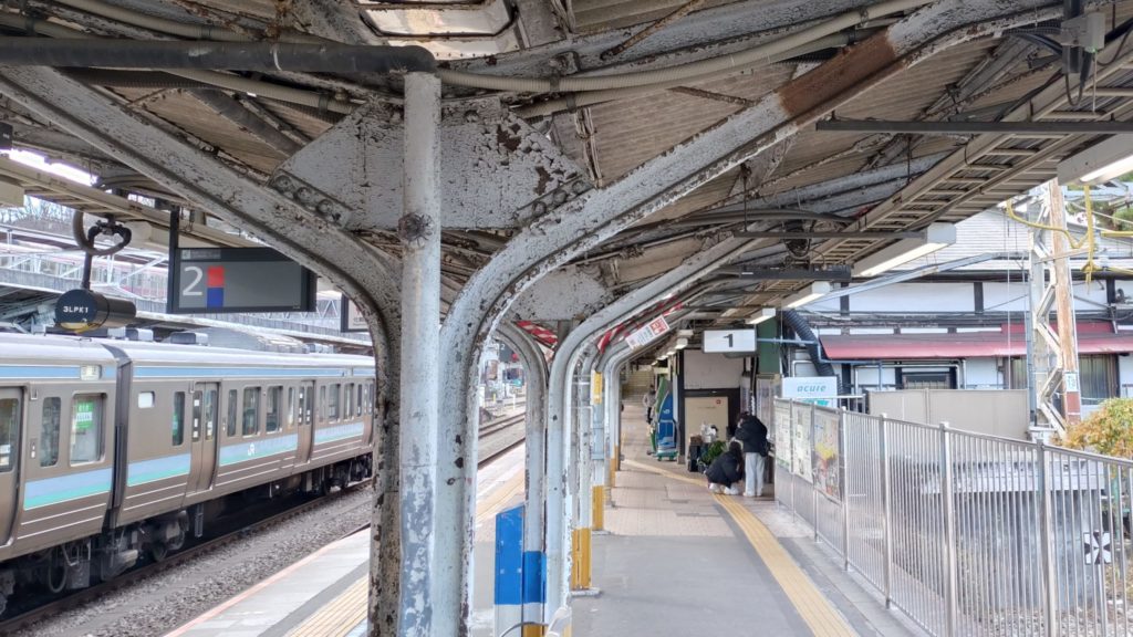 高尾駅-銃弾痕-31